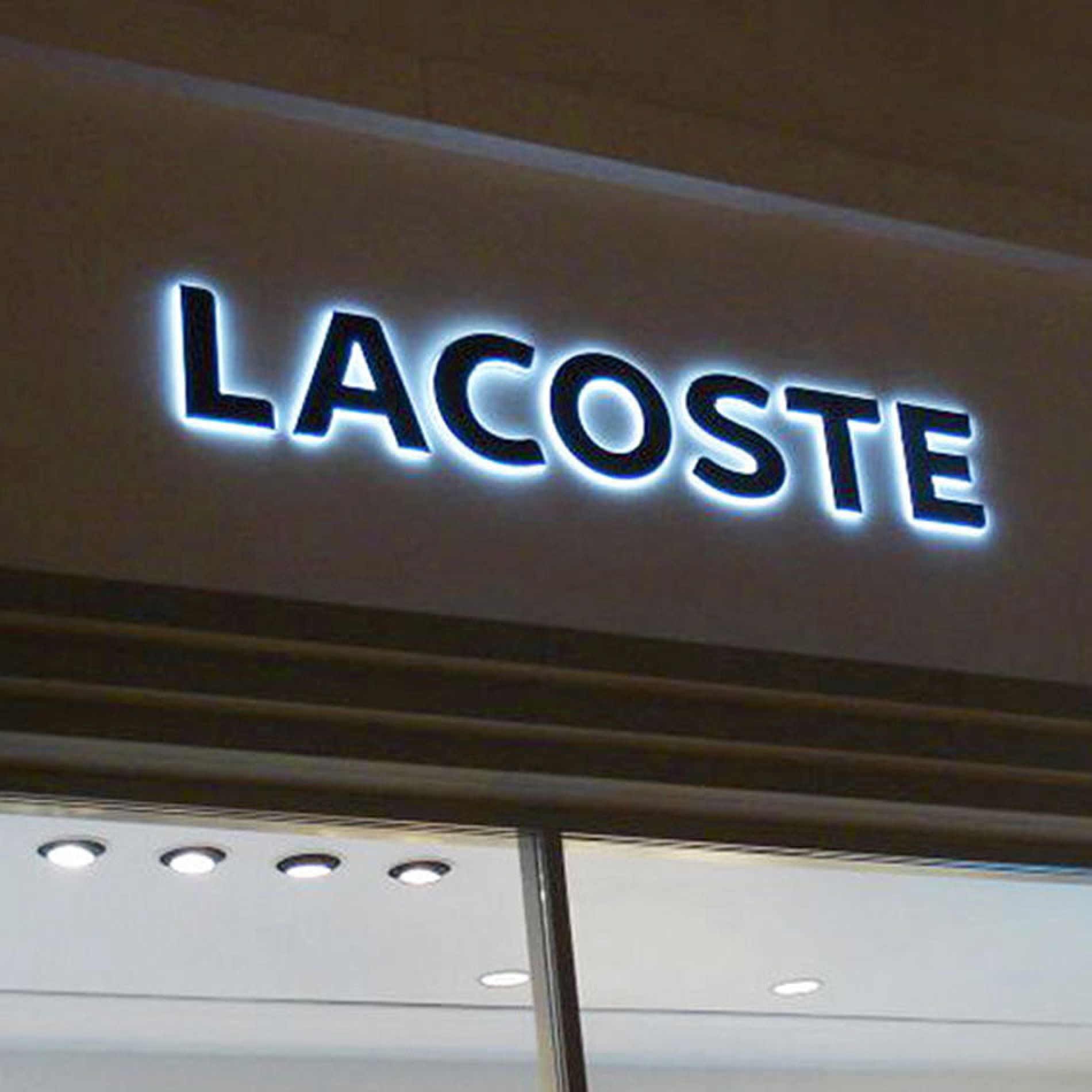 RETAIL SIGNAGE Gallery Image
